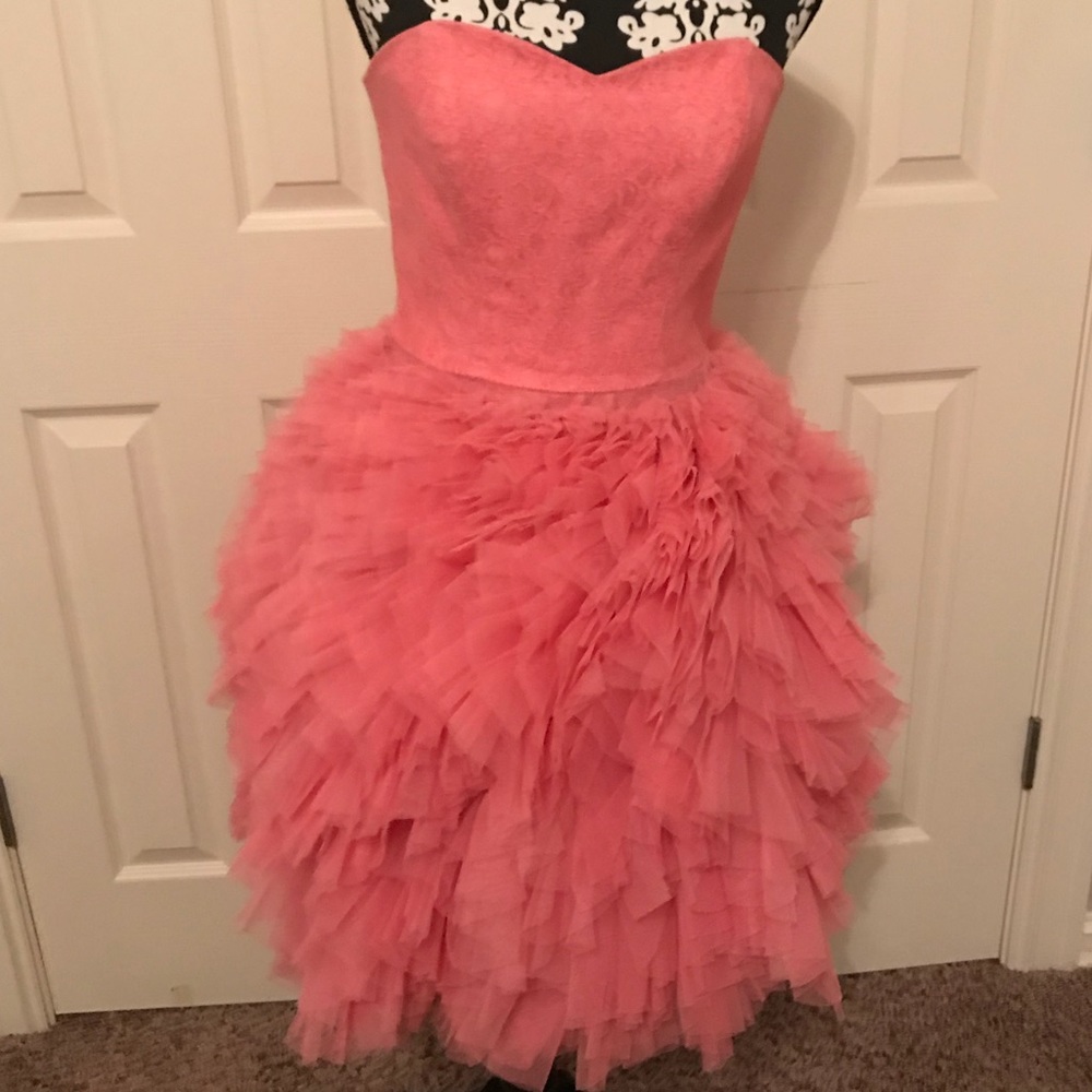 Betsy Johnson pink prom or party dress